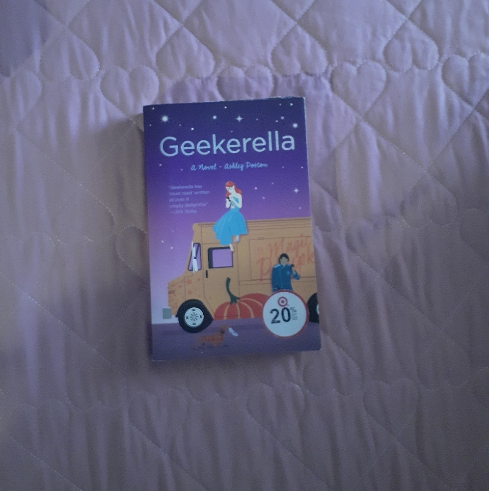 📚🎨 3/$15 Geekerella A Novel Book